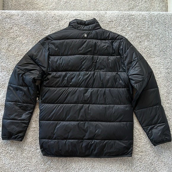 Men’s Swiss Tech Black Puffer Jacket - Picture 5 of 7